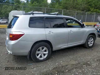 2010 Toyota Highlander with VIN 5TDBK3EH6AS028127, listed as a Copart auction lot 58197825 with 131,659 mi miles and Salvage title. Bid and sale history available at DreamBid. Image 3.