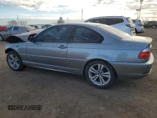 2005 BMW 3 Series 325Ci z VIN WBABV13495JT23413, wystawiony jako Copart lot #50524335 z przebiegiem 150 999 mil mil oraz Szkoda całkowita • Salvage title. Historia ofert i sprzedaży dostępna na DreamBid. Obrazek 2.