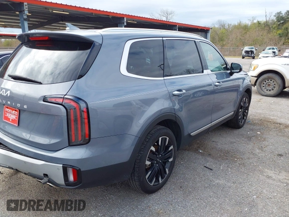 2023 Kia Telluride SX with VIN 5XYP54GC5PG369223, listed as a IAAI auction lot 41342959 with 19,237 mi miles and . Bid and sale history available at DreamBid. Image 4.