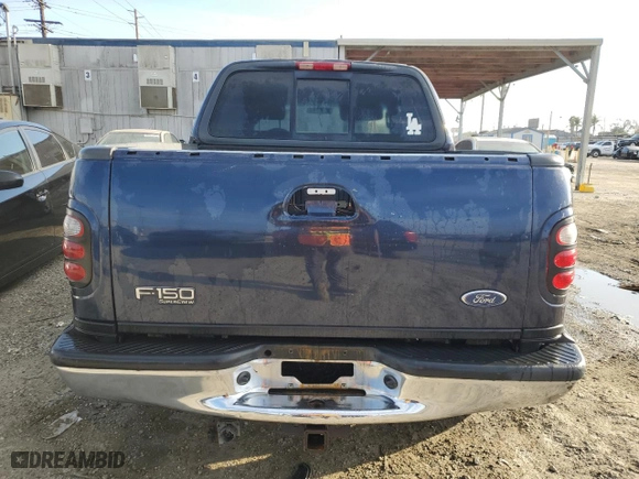 2002 Ford F-150 XLT with VIN 1FTRW07LX2KC22722, listed as a Copart auction lot 46000825 with 270,945 mi miles and Salvage Title. Bid and sale history available at carsss.com. Image 6.