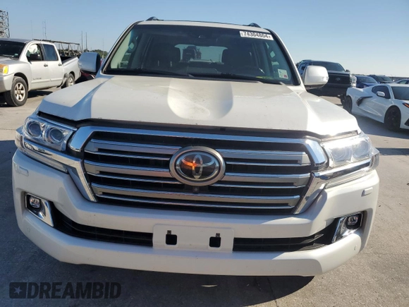 2016 Toyota Land Cruiser z VIN JTMCY7AJ2G4041240, wystawiony jako Copart lot #74304804 z przebiegiem 39 297 mil mil oraz Szkoda całkowita • Salvage title. Historia ofert i sprzedaży dostępna na DreamBid. Obrazek 5.