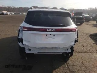 2024 Kia Seltos EX z VIN KNDERCAA3R7596858, wystawiony jako Copart lot #78486404 z przebiegiem 2 392 mil mil oraz Szkoda całkowita • Salvage title. Historia ofert i sprzedaży dostępna na DreamBid. Obrazek 6.