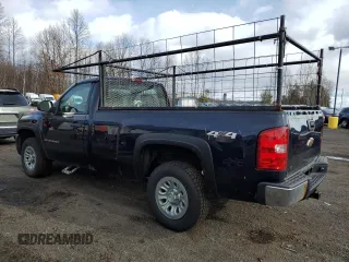 2008 Chevrolet Silverado 1500 Work Truck with VIN 1GCEK14C78Z205428, listed as a Copart auction lot 87374784 with 136,377 mi miles and Clean Title. Bid and sale history available at carsss.com. Image 2.
