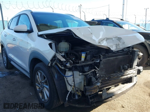 2017 Hyundai Tucson SE with VIN KM8J33A43HU464978, listed as a IAAI auction lot 41655832 with 135,359 mi miles. Bid and sale history available at carsss.com. Image 6.