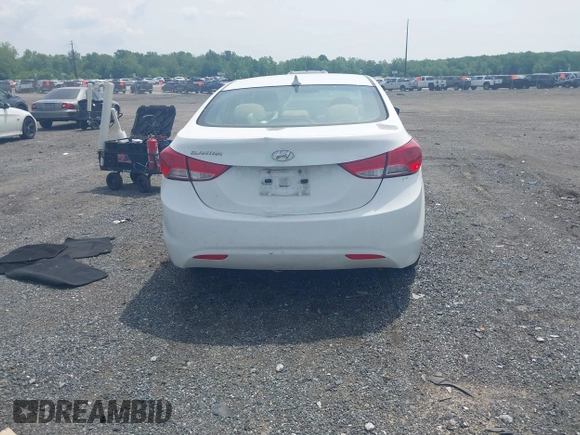 2013 Hyundai Elantra Limited с VIN 5NPDH4AEXDH352278, выставлен на аукционе IAAI как лот 42233510 с пробегом 200 382 миль миль и . История ставок и продаж доступна на DreamBid. Изображение 16.