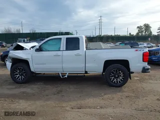 2018 Chevrolet Silverado 1500 LT with VIN 1GCVKREC7JZ264840, listed as a IAAI auction lot 41739510 with 70,377 mi miles. Bid and sale history available at carsss.com. Image 14.