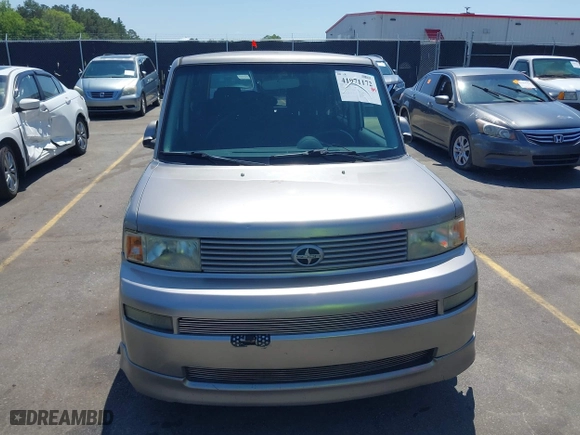 2005 Scion xB with VIN JTLKT324754002835, listed as a IAAI auction lot 41971172 with 217,066 mi miles. Bid and sale history available at carsss.com. Image 12.