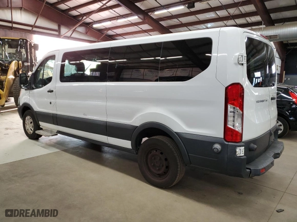 2015 Ford Transit Wagon XL with VIN 1FBZX2YM6FKA83506, listed as a Copart auction lot 88099885 with 182,826 mi miles and Clean Title. Bid and sale history available at carsss.com. Image 2.
