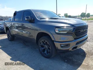 2022 Ram 1500 Limited z VIN 1C6SRFHT5NN332002, wystawiony jako IAAI lot #42230884 z przebiegiem 71 759 mil mil oraz . Historia ofert i sprzedaży dostępna na DreamBid. Obrazek 1.