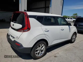 2020 Kia Soul LX with VIN KNDJ23AUXL7057528, listed as a Copart auction lot 51939754 with 84,122 mi miles and Salvage Title. Bid and sale history available at carsss.com. Image 3.