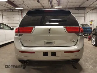2012 Lincoln MKX with VIN 2LMDJ8JK2CBL11381, listed as a IAAI auction lot 41991914 with 157,193 mi miles and . Bid and sale history available at DreamBid. Image 16.