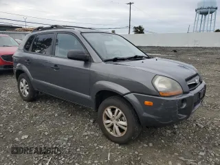 2009 Hyundai Tucson GLS with VIN KM8JM12B39U952327, listed as a Copart auction lot 73695884 with 142,752 mi miles and Salvage Title. Bid and sale history available at carsss.com. Image 4.