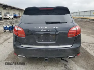 2014 Porsche Cayenne S z VIN WP1AB2A25ELA58233, wystawiony jako Copart lot #52733455 z przebiegiem 144 344 mil mil oraz Tytuł czysty. Historia ofert i sprzedaży dostępna na DreamBid. Obrazek 6.