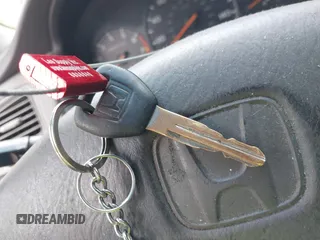 2002 Honda Accord LX с VIN 1HGCG56492A130101, выставлен на аукционе IAAI как лот 42643424 с пробегом 249 349 миль миль и . История ставок и продаж доступна на DreamBid. Изображение 11.