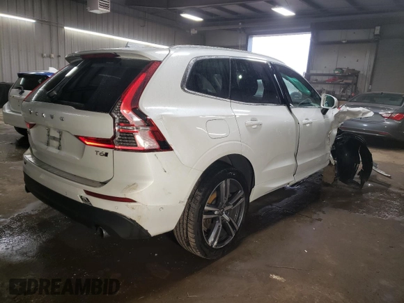 2018 Volvo XC60 Momentum with VIN LYVA22RK3JB117820, listed as a Copart auction lot 52420055 with 52,616 mi miles and Salvage title. Bid and sale history available at DreamBid. Image 3.