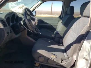 2003 Nissan Xterra XE z VIN 5N1ED28Y33C669832, wystawiony jako Copart lot #41831455 z przebiegiem 177 539 mil mil oraz Szkoda całkowita • Salvage title. Historia ofert i sprzedaży dostępna na DreamBid. Obrazek 7.