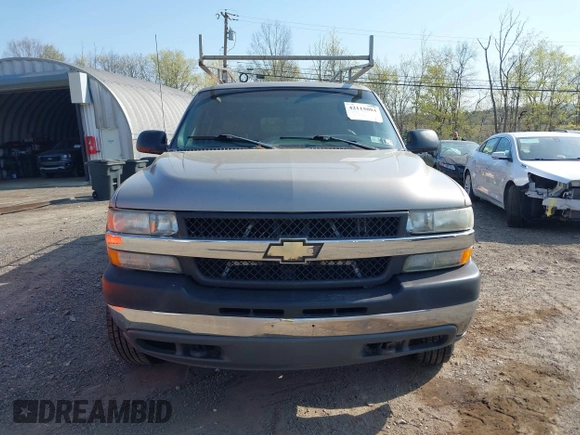 2002 Chevrolet Silverado 2500HD LS with VIN 1GCHK23U12F114290, listed as a IAAI auction lot 42115084 with 132,472 mi miles. Bid and sale history available at carsss.com. Image 12.