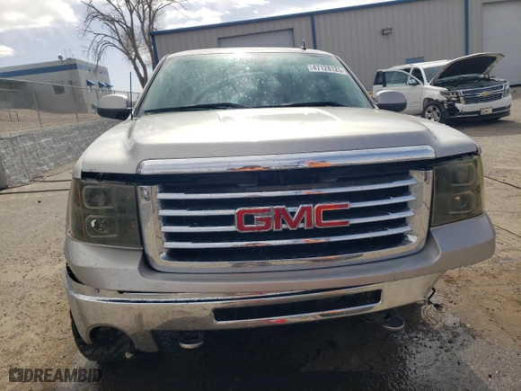 2009 GMC Sierra 1500 SLE with VIN 1GTEK29J79Z256104, listed as a Copart auction lot 47128125 with 94,089 mi miles and Salvage Title. Bid and sale history available at carsss.com. Image 5.