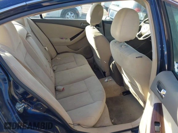 2011 Nissan Altima 2.5 S with VIN 1N4AL2APXBN437017, listed as a IAAI auction lot 42133913 with 145,113 mi miles. Bid and sale history available at carsss.com. Image 8.