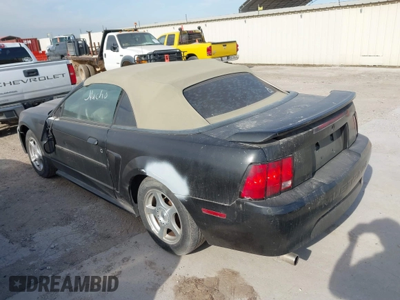 2004 Ford Mustang Deluxe with VIN 1FAFP44624F133914, listed as a IAAI auction lot 41699614 with 170,650 mi miles. Bid and sale history available at carsss.com. Image 3.