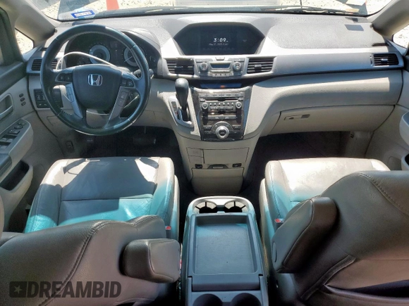 2011 Honda Odyssey Touring with VIN 5FNRL5H90BB033700, listed as a Copart auction lot 58602835 with 197,063 mi miles and Clean title. Bid and sale history available at DreamBid. Image 8.