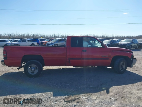 2001 Dodge 1500 z VIN 3B7HC13YX1G238646, wystawiony jako IAAI lot #41910125 z przebiegiem 204 265 mil mil oraz . Historia ofert i sprzedaży dostępna na DreamBid. Obrazek 13.