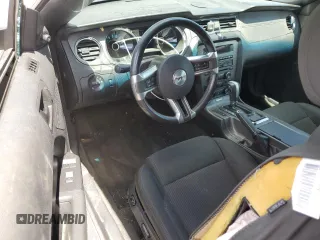 2014 Ford Mustang V6 with VIN 1ZVBP8EM4E5250198, listed as a Copart auction lot 58144085 with 154,677 mi miles and Salvage title. Bid and sale history available at DreamBid. Image 8.