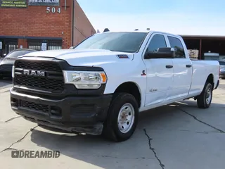 2022 Ram 2500 Tradesman with VIN 3C6UR4HL3NG158873, listed as a Copart auction lot 49887925 with 38,363 mi miles and Clean title. Bid and sale history available at DreamBid. Image 2.