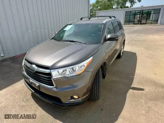 2015 Toyota Highlander Limited with VIN 5TDDKRFH3FS112004, listed as a Copart auction lot 53403155 with 179,746 mi miles and Clean Title. Bid and sale history available at carsss.com. Image 2.