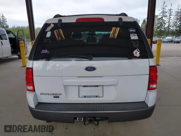 2003 Ford Explorer XLT with VIN 1FMZU73K63UA34941, listed as a IAAI auction lot 42078873 with 121,196 mi miles. Bid and sale history available at carsss.com. Image 16.