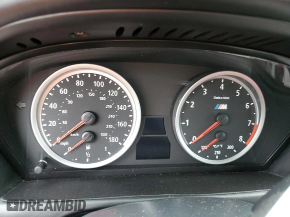 2013 BMW X5 M with VIN 5YMGY0C57DLL15713, listed as a Copart auction lot 63649584 with 0 mi miles and Salvage Title. Bid and sale history available at carsss.com. Image 9.
