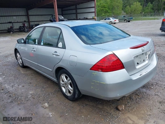 2006 Honda Accord Sdn LX SE with VIN 1HGCM56396A160625, listed as a IAAI auction lot 41981941 with 259,325 mi miles. Bid and sale history available at carsss.com. Image 3.