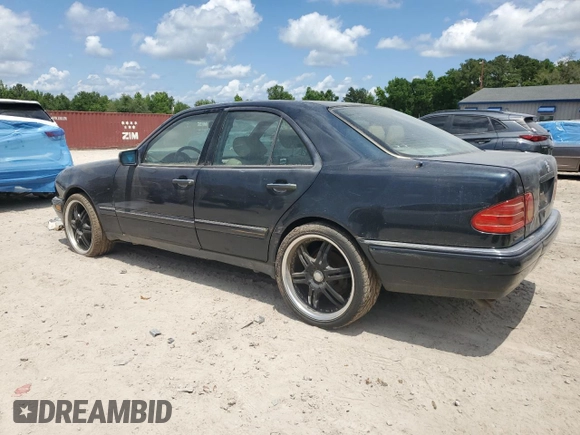 1996 Mercedes-Benz E 320 with VIN WDBJF55F5TJ003597, listed as a Copart auction lot 55982925 with Not Provided miles and Clean Title. Bid and sale history available at DreamBid. Image 2.