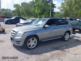 2015 Mercedes-Benz GLK-Class GLK 350 with VIN WDCGG8JB9FG360676, listed as a IAAI auction lot 41918582 with 149,911 mi miles. Bid and sale history available at carsss.com. Image 2.