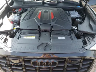 2020 Audi SQ8 z VIN WA1CWAF19LD026900, wystawiony jako Copart lot #62258333 z przebiegiem 35 347 mil mil oraz . Historia ofert i sprzedaży dostępna na DreamBid. Obrazek 12.