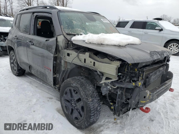 2018 Jeep Renegade Trailhawk with VIN ZACCJBCB5JPH06587, listed as a Copart auction lot 42870585 with 76,014 mi miles and Non Repairable. Bid and sale history available at carsss.com. Image 4.