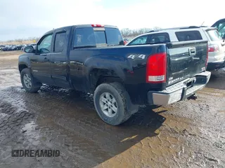 2009 GMC Sierra 1500 SLE with VIN 1GTEK29089Z292956, listed as a IAAI auction lot 41694949 with 209,095 mi miles. Bid and sale history available at carsss.com. Image 3.