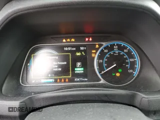 2022 Nissan LEAF SV Plus with VIN 1N4BZ1CV7NC562646, listed as a Copart auction lot 80796494 with 45,477 mi miles and Salvage Title. Bid and sale history available at DreamBid. Image 9.