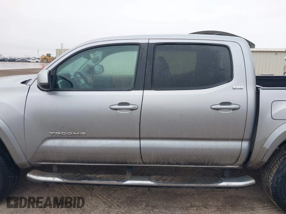 2017 Toyota Tacoma SR5 with VIN 5TFAZ5CN6HX030668, listed as a IAAI auction lot 41429982 with 92,565 mi miles and . Bid and sale history available at carsss.com. Image 14.