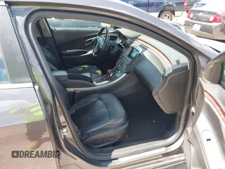 2013 Buick LaCrosse Leather z VIN 1G4GC5E37DF159523, wystawiony jako IAAI lot #42564794 z przebiegiem 236 083 mil mil oraz . Historia ofert i sprzedaży dostępna na DreamBid. Obrazek 5.