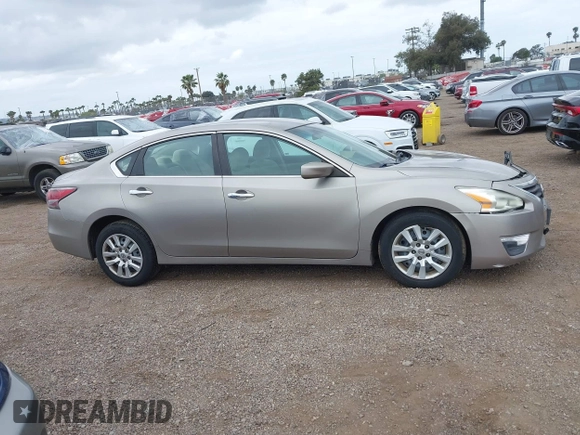 2014 Nissan Altima SV with VIN 1N4AL3AP9EN363762, listed as a IAAI auction lot 42128232 with 114,006 mi miles and . Bid and sale history available at carsss.com. Image 14.
