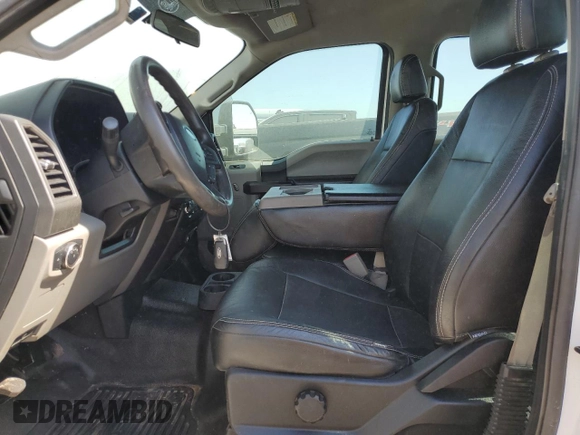 2019 Ford F-350 z VIN 1FT8W3AT3KEF01742, wystawiony jako Copart lot #71810954 z przebiegiem 92 873 mil mil oraz Szkoda całkowita • Salvage title. Historia ofert i sprzedaży dostępna na DreamBid. Obrazek 7.