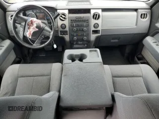 2011 Ford F-150 XLT z VIN 1FTFW1ET7BFA63209, wystawiony jako Copart lot #57361325 z przebiegiem 135 245 mil mil oraz Szkoda całkowita • Salvage title. Historia ofert i sprzedaży dostępna na DreamBid. Obrazek 8.