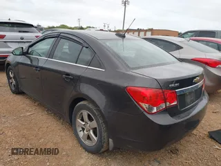 2015 Chevrolet Cruze LT with VIN 1G1PC5SB0F7189601, listed as a IAAI auction lot 41919013 with 167,617 mi miles and . Bid and sale history available at DreamBid. Image 3.