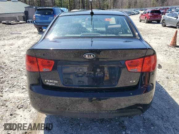 2011 Kia Forte EX with VIN KNAFU4A23B5440142, listed as a Copart auction lot 51107495 with 215,656 mi miles and Clean Title. Bid and sale history available at carsss.com. Image 6.