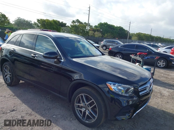 2019 Mercedes-Benz GLC with VIN WDC0G4JB3KV145553, listed as a IAAI auction lot 41957373 with 83,918 mi miles. Bid and sale history available at carsss.com. Image 1.