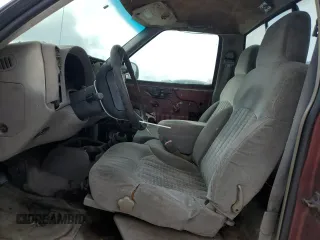 1998 Isuzu Hombre S z VIN 1GGCS1446W8653936, wystawiony jako Copart lot #45572055 z przebiegiem 168 005 mil mil oraz Tytuł czysty. Historia ofert i sprzedaży dostępna na DreamBid. Obrazek 7.