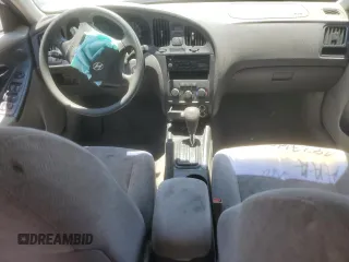 2006 Hyundai Elantra GLS с VIN KMHDN46D96U288604, выставлен на аукционе Copart как лот 58603915 с пробегом 92 518 миль миль и Списание • Salvage title. История ставок и продаж доступна на DreamBid. Изображение 8.