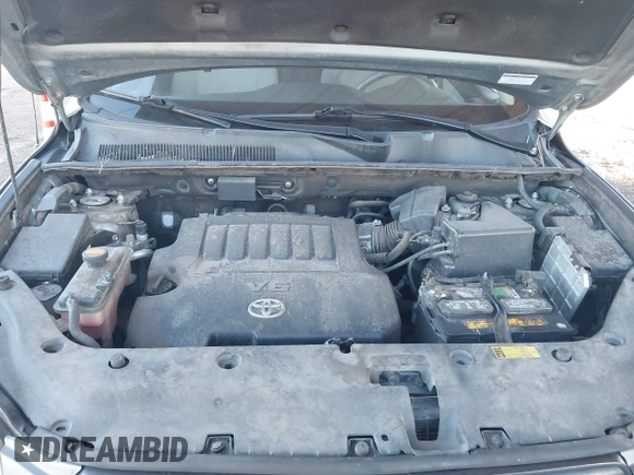 2008 Toyota RAV4 with VIN JTMBK33V985061258, listed as a IAAI auction lot 41668415 with 204,012 mi miles. Bid and sale history available at carsss.com. Image 10.