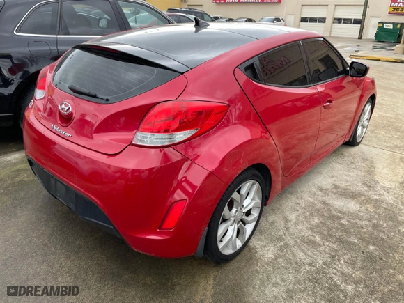 2015 Hyundai Veloster with VIN KMHTC6AD0FU238274, listed as a Copart auction lot 45174464 with 143,112 mi miles. Bid and sale history available at carsss.com. Image 4.